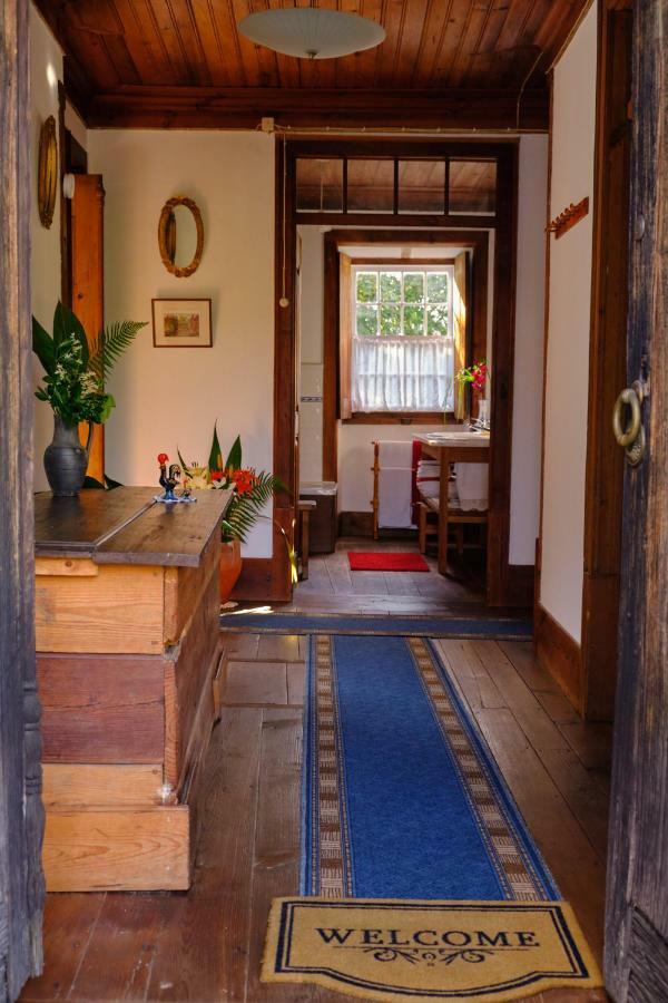 A Charming , Traditional Cottage At Quinta Da Ribeira فيلا نوفا دي بوياريس المظهر الخارجي الصورة